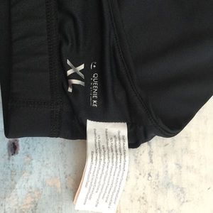 Queenie Ke Intimates & Sleepwear - XL Sport Bra Black yoga Race Back Queenie Ke Intimates & Sleepwear - XL Sport Bra Black yoga Race Back